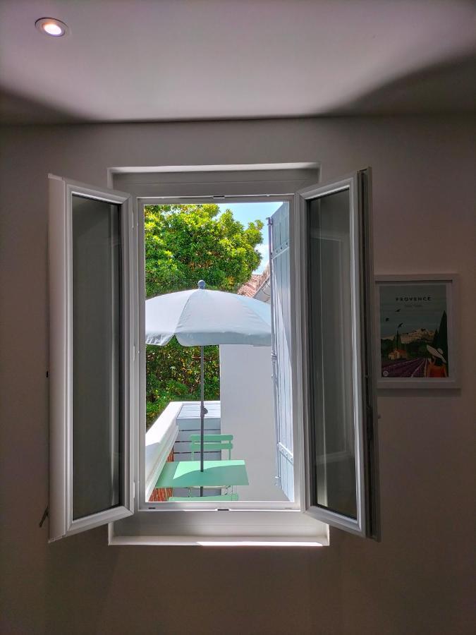 Studio Terrasse, Intra-Muros, Climatise Avec Wifi Avignon Ngoại thất bức ảnh