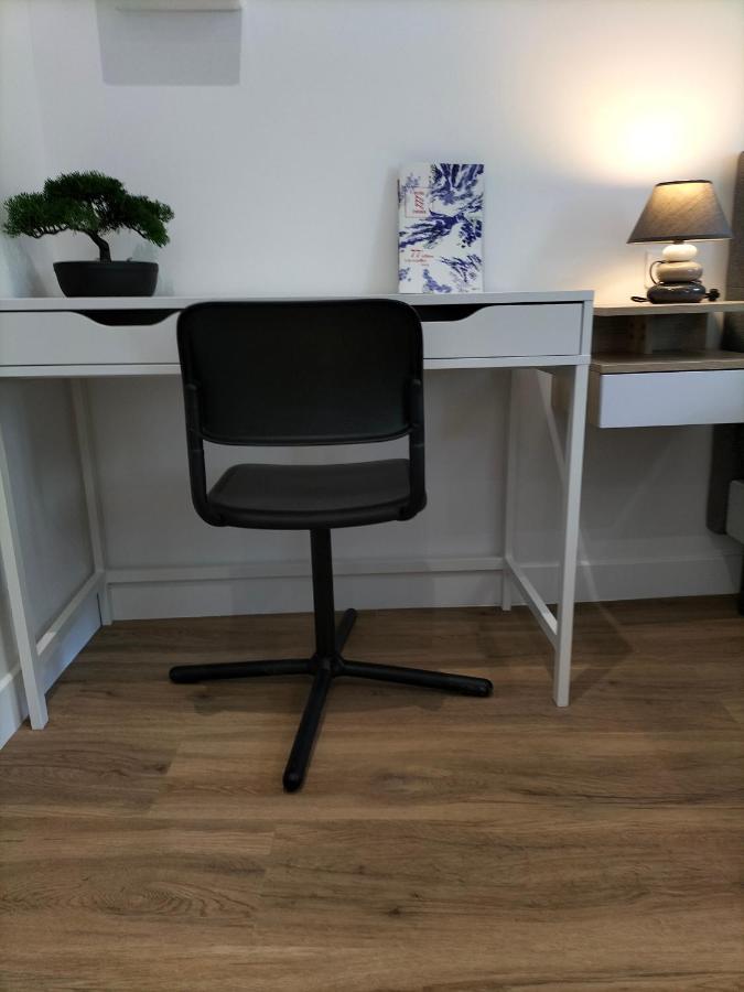 Studio Terrasse, Intra-Muros, Climatise Avec Wifi Avignon Ngoại thất bức ảnh